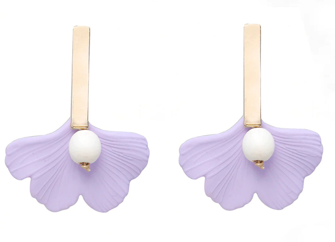 Soli & Sun DAPHNE Leaf Statement Earrings Lilac