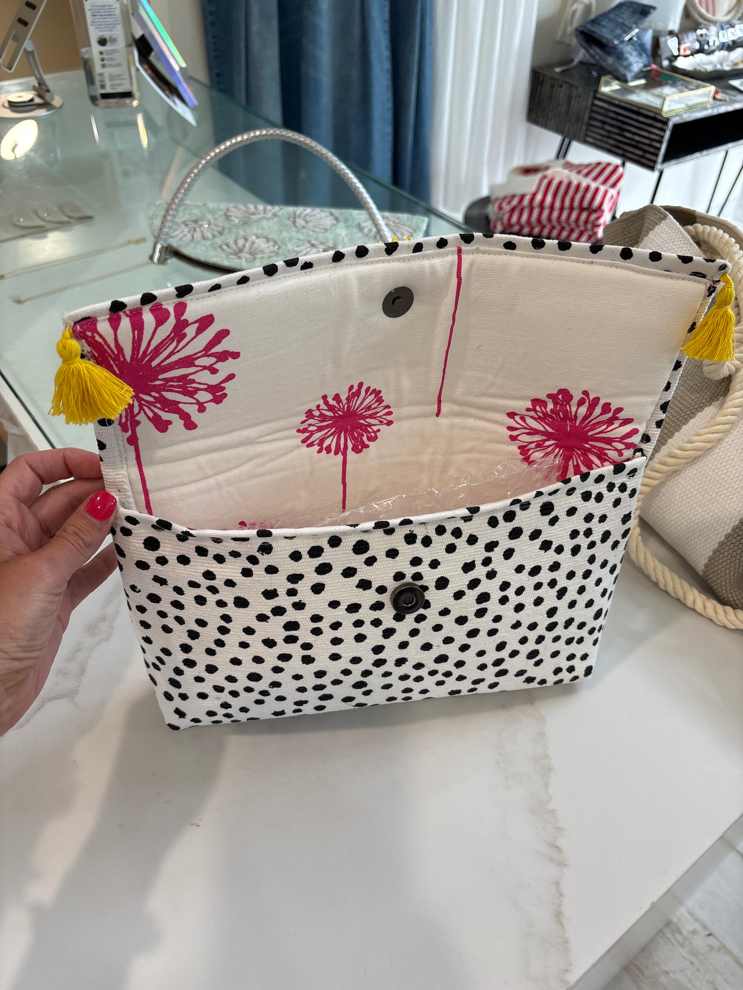 Looloo Bags Daisy Clutch