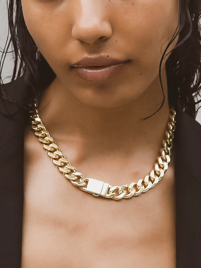 Flanerie Chain Necklace 18k Gold non tarnish