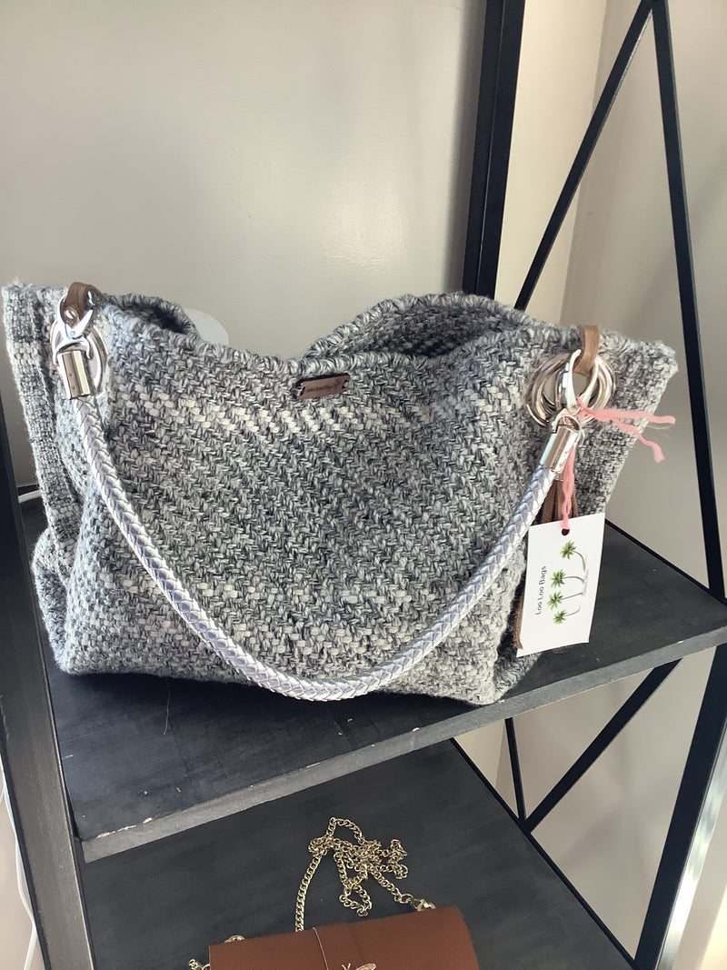 LooLoo bags grey with silver handle